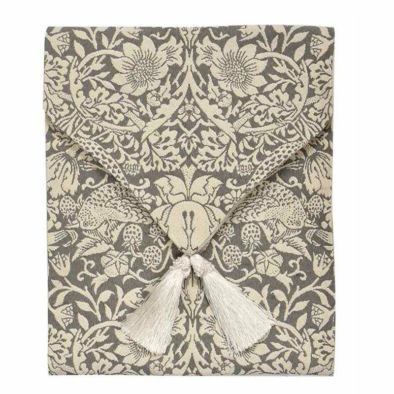 ジェニファーテイラー テーブルランナー 120 布 いちご泥棒柄【送料